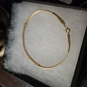 10k gold wire style bracelet